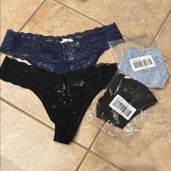 Soma Black and Blue Lace Panties Intimates Collection (4 pairs) - Picture 1 of 4
